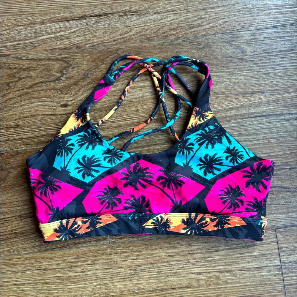 Palm Tree Sports Bra 🌴🌺